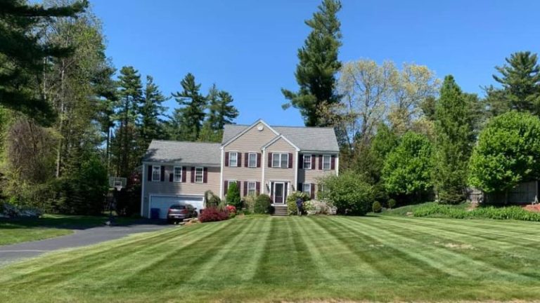 Hiring A Landscape Maintenance Company In Dracut, Massachusetts